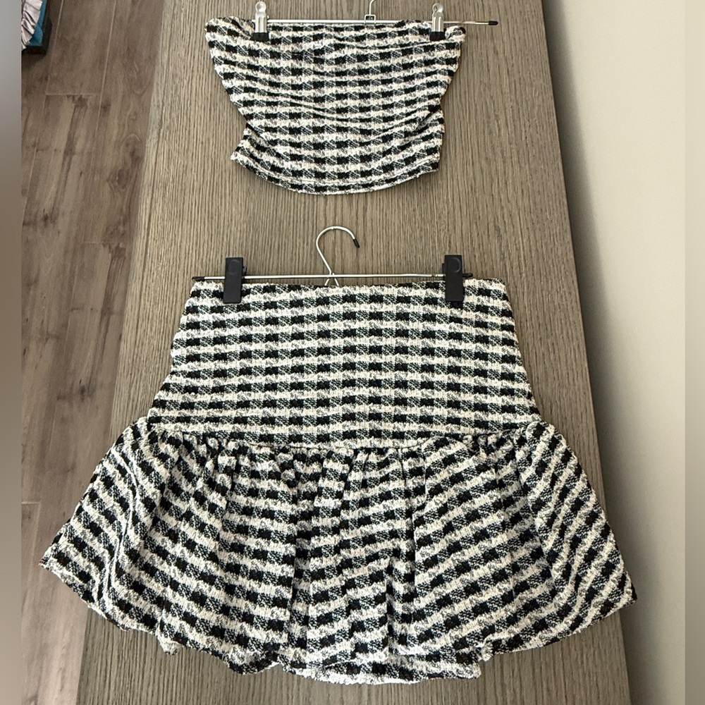 2-piece Skirt Set from Lulu’s